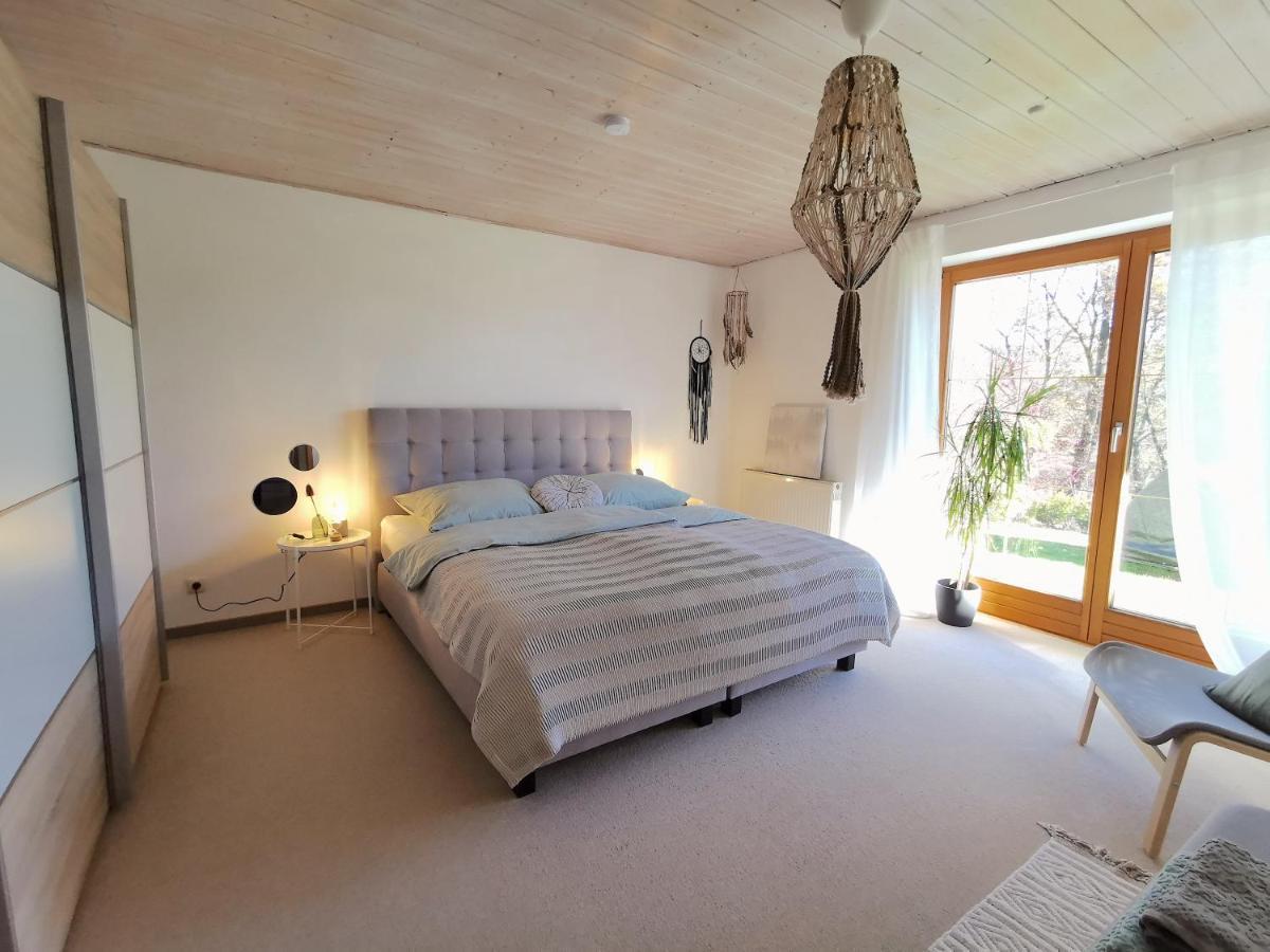 Ferienwohnung Schaefer Mit Direktem Zugang Zum Garten Windberg Exterior foto