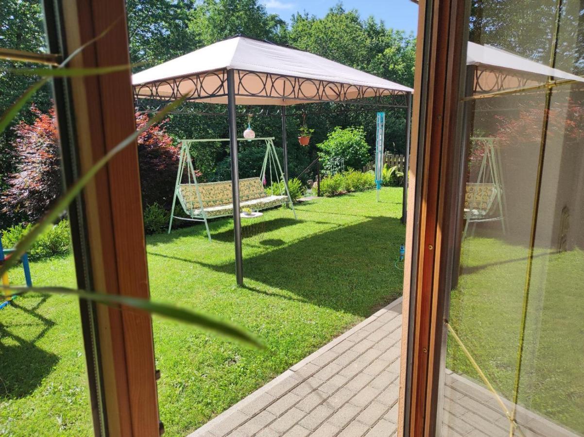 Ferienwohnung Schaefer Mit Direktem Zugang Zum Garten Windberg Exterior foto